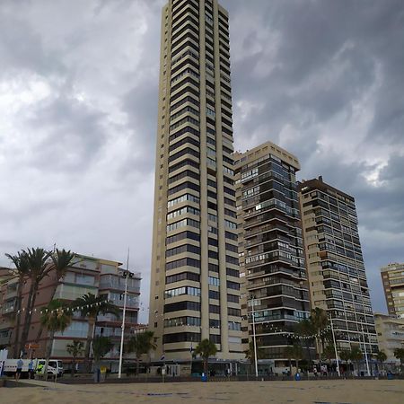 Luminoso Apartamento En Primera Linea De Playa Бенидорм Экстерьер фото