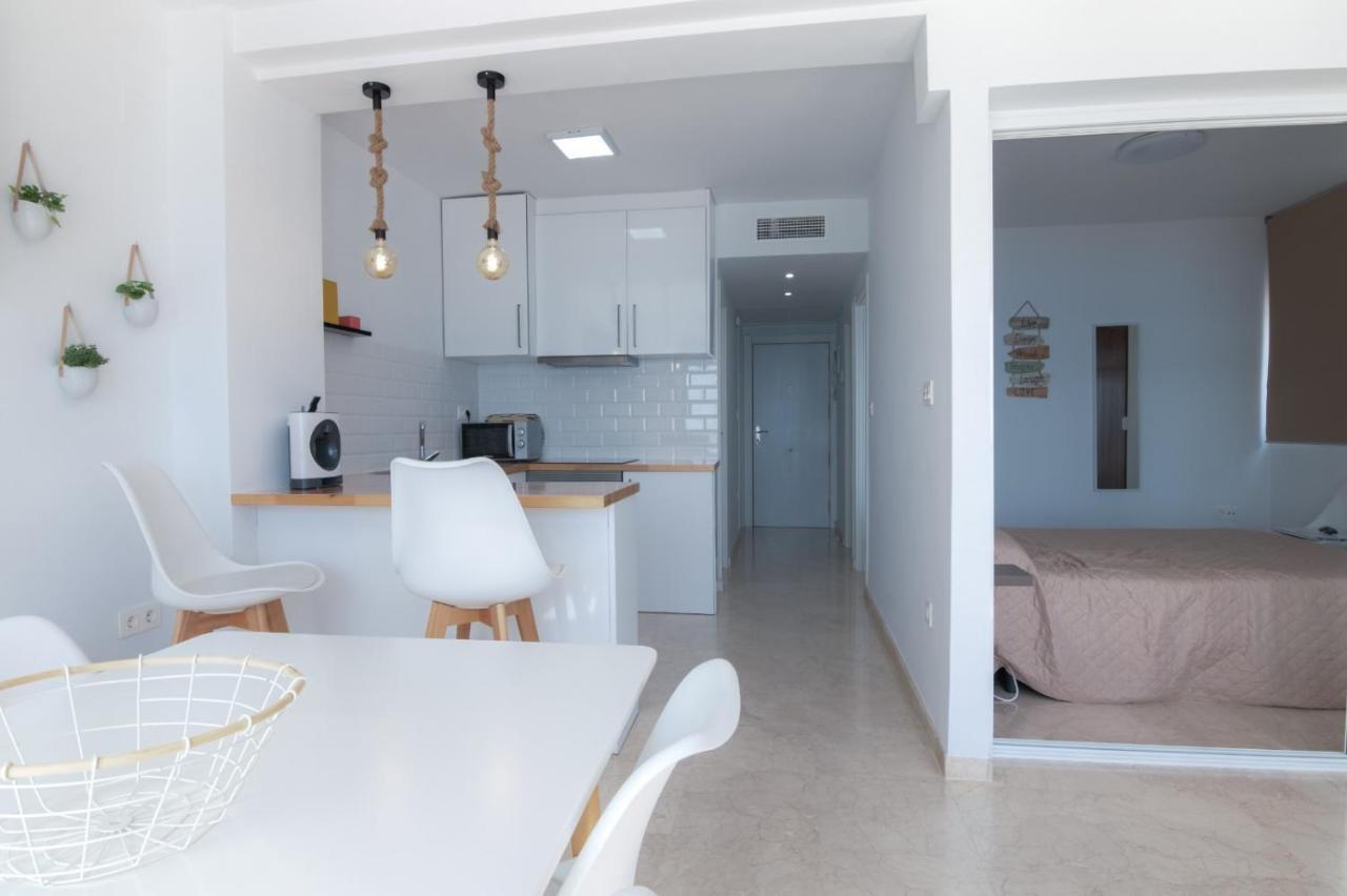 Luminoso Apartamento En Primera Linea De Playa Бенидорм Экстерьер фото
