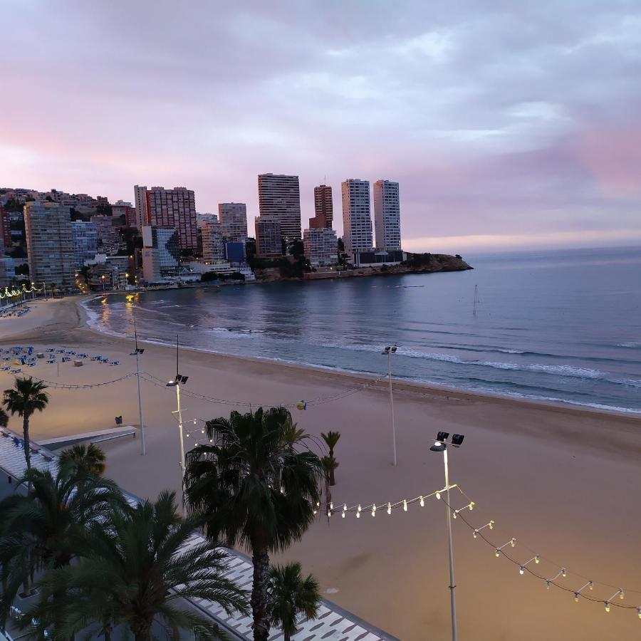 Luminoso Apartamento En Primera Linea De Playa Бенидорм Экстерьер фото